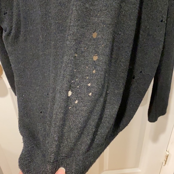 Express Distressed Oversized Holey Cardigan EUC - Picture 8 of 15